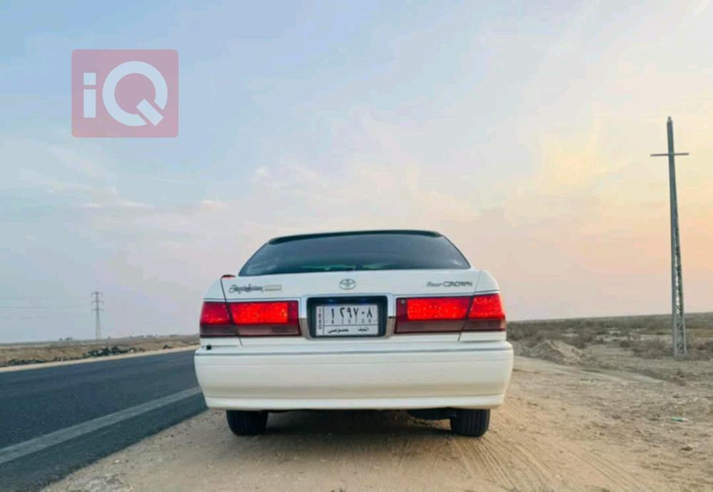 تويوتا كراون